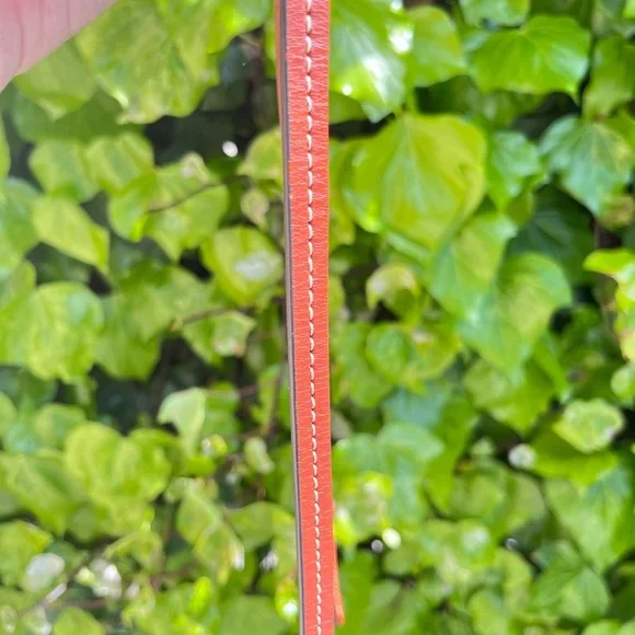 Dooney & Bourke Black Pebbled Leather Zipper Clutch Crossbody Bag Red Interior - Picture 15 of 16